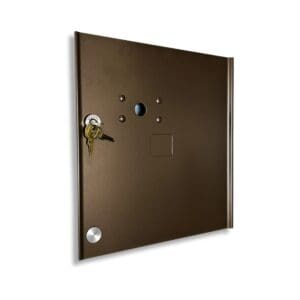 Secure door with keyhole and keys
