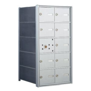 Metallic storage lockers with multiple compartments